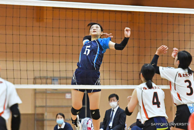 20201019_jyosi_volleyball02.jpg