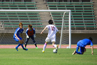 札幌大学サッカー部と日本代表練習試合 場所:厚別競技場