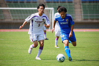 札幌大学サッカー部と日本代表練習試合 場所:厚別競技場