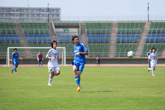 札幌大学サッカー部と日本代表練習試合 場所:厚別競技場