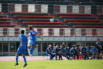 札幌大学サッカー部と日本代表練習試合 場所:厚別競技場