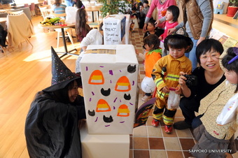 Bilingual Halloween Playtime