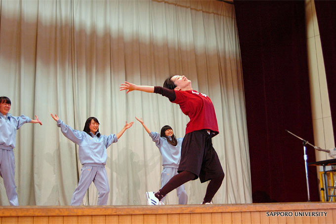 nishioka_dance01.jpg