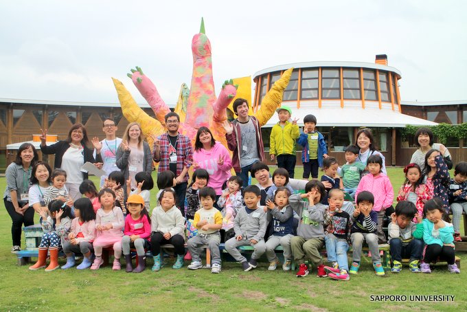 本学のアメリカ人留学生が大地太陽幼稚園の園児と交流しました 最新情報 札幌大学 札幌大学女子短期大学部 サツダイマッチング